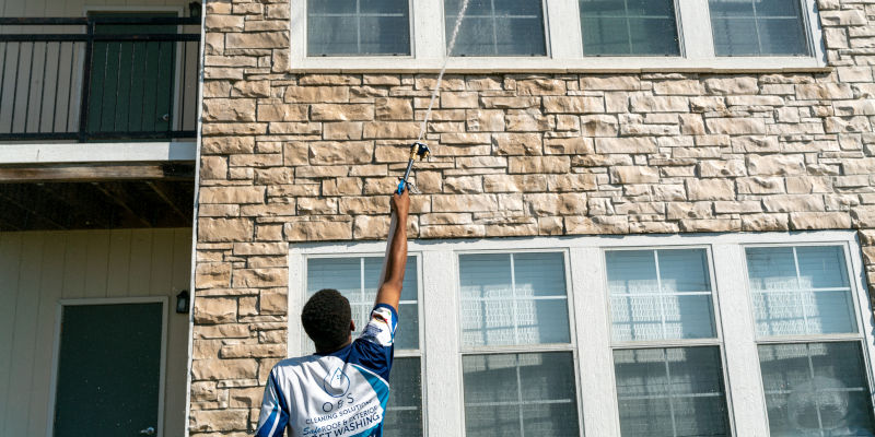 Window Cleaning in Lawrence, Kansas
